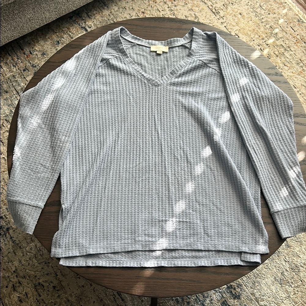 LOFT Light Gray Textured V-Neck Blouse
